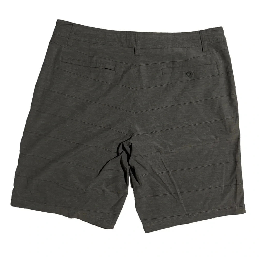 Hang Ten shorts size 36